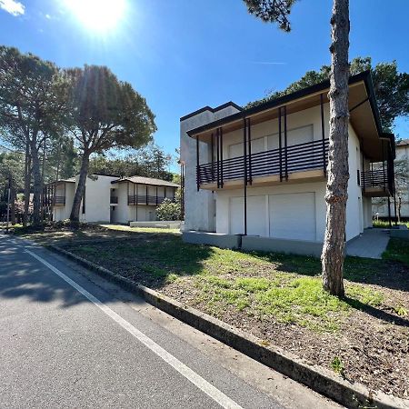 Prassitele Apartments Lignano Sabbiadoro Exterior foto