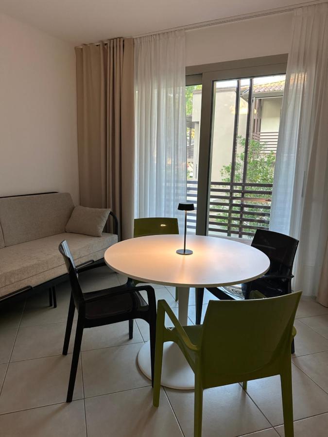Prassitele Apartments Lignano Sabbiadoro Exterior foto