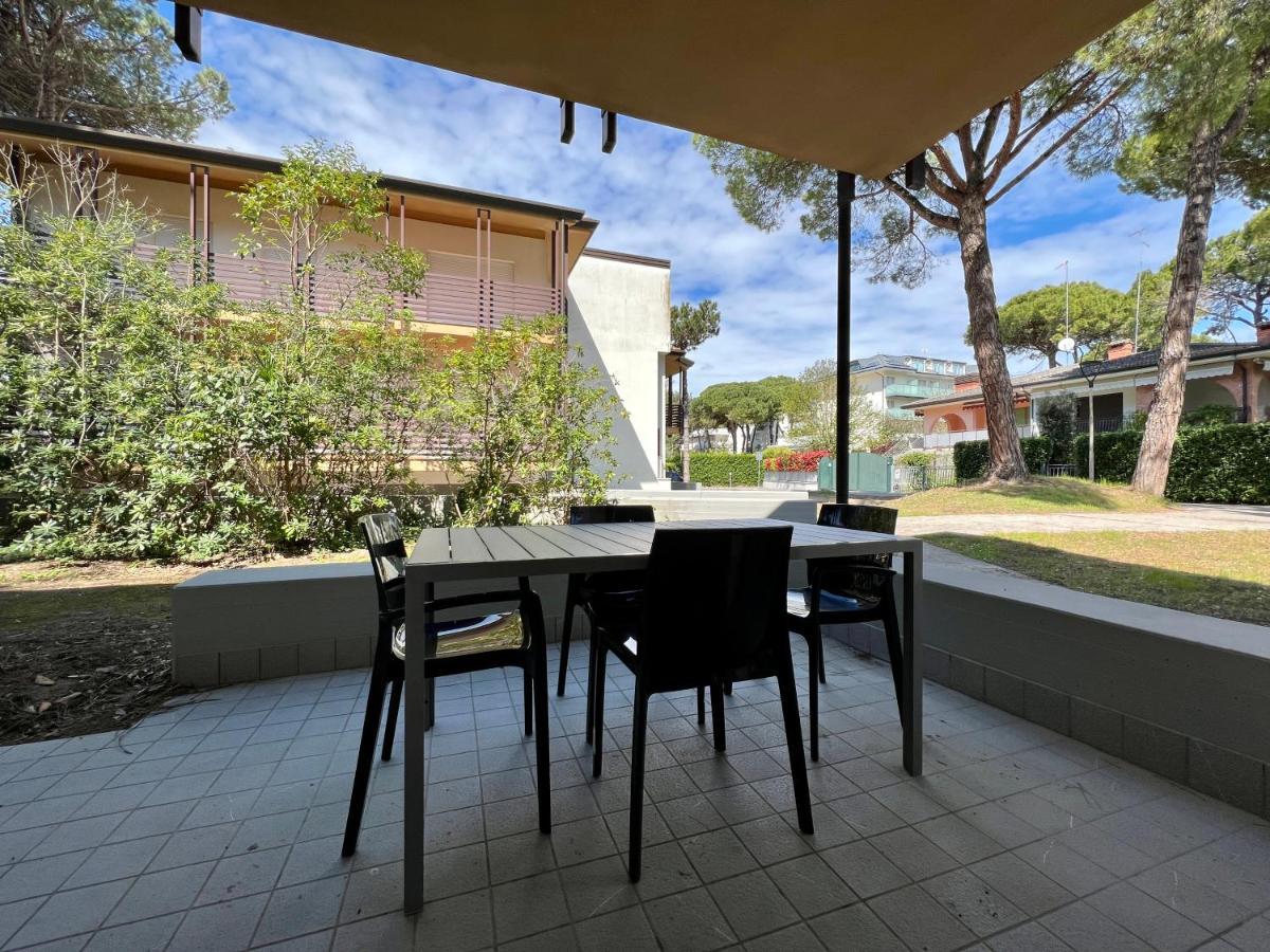 Prassitele Apartments Lignano Sabbiadoro Exterior foto