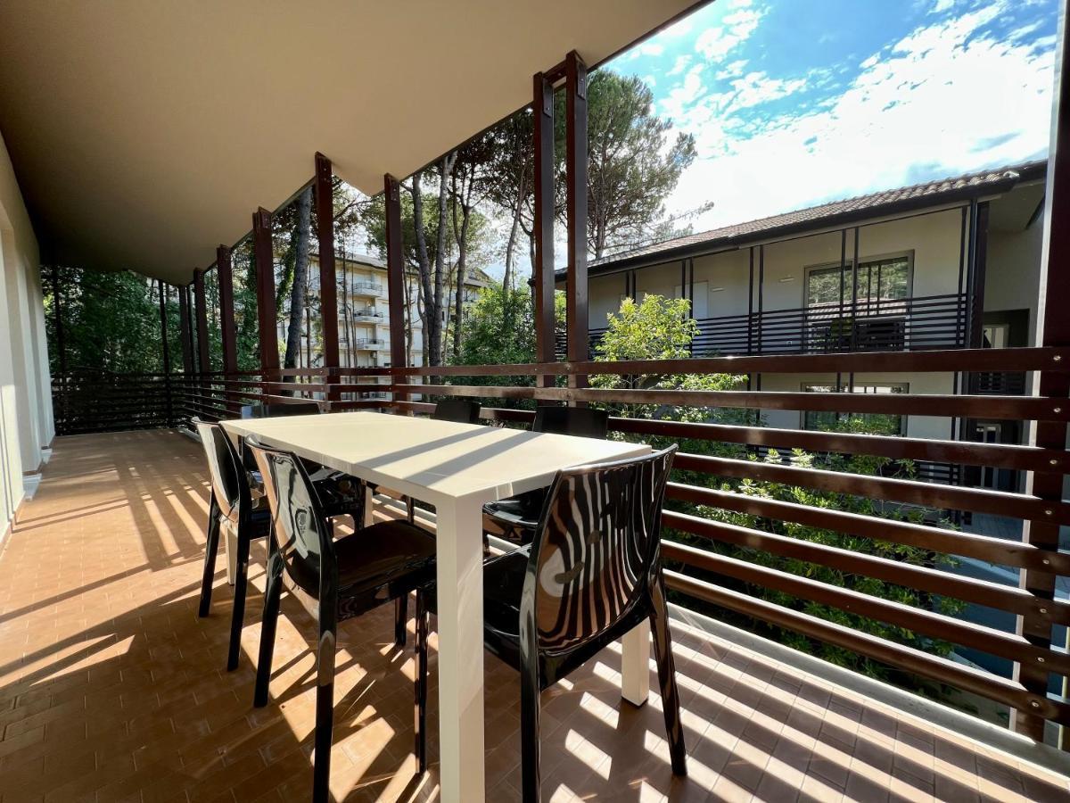Prassitele Apartments Lignano Sabbiadoro Exterior foto
